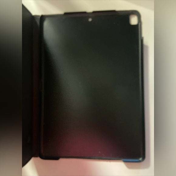 IPad 8th Generation Case - Picture 5 of 6